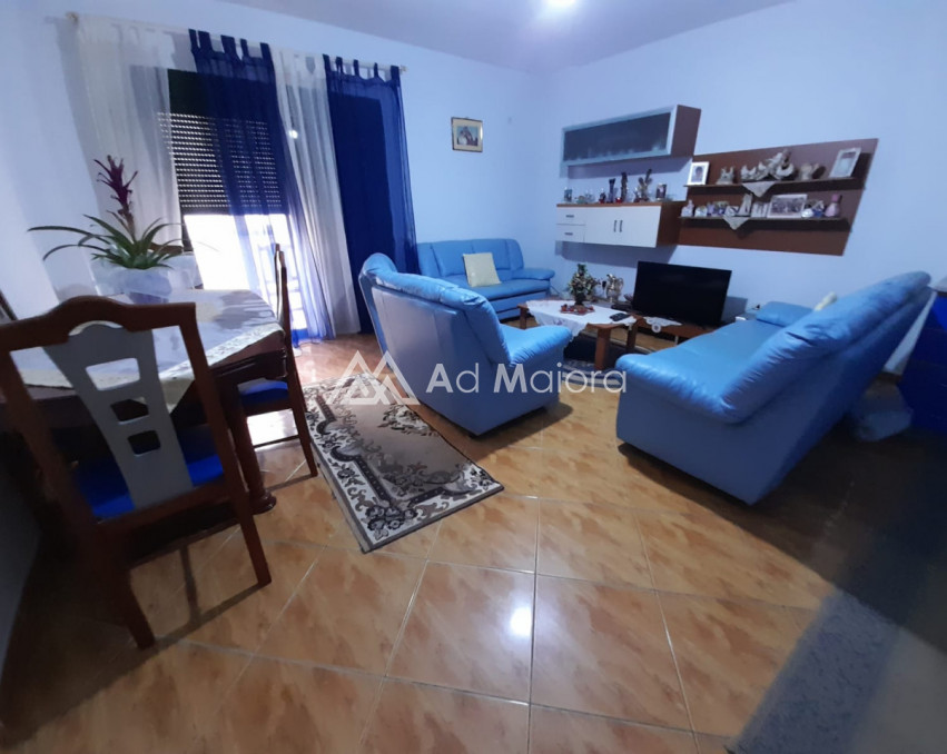 SHITET APARTAMENT 3+1+2 NE LAGJEN 5