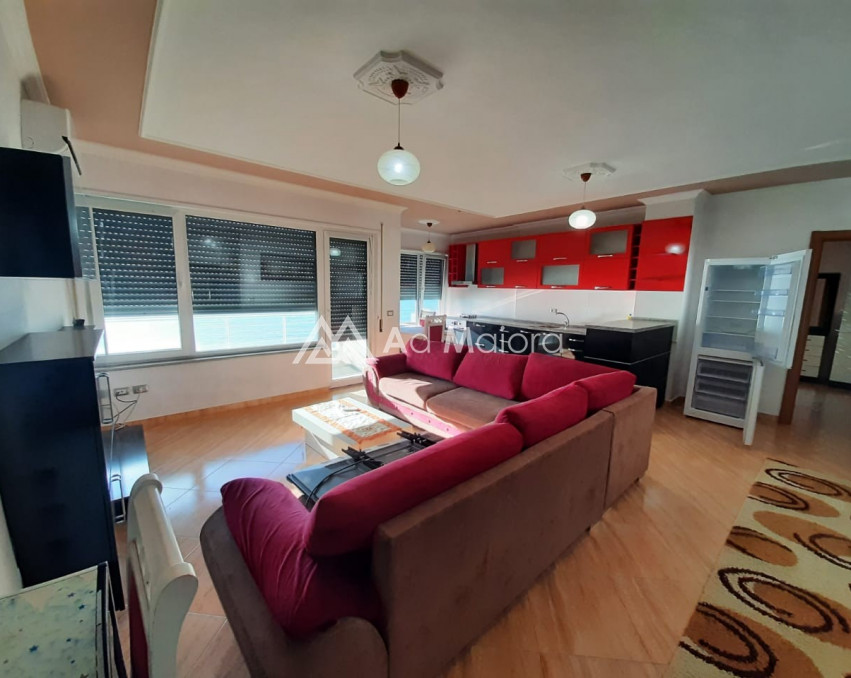 Apartament me qira 3+2+1