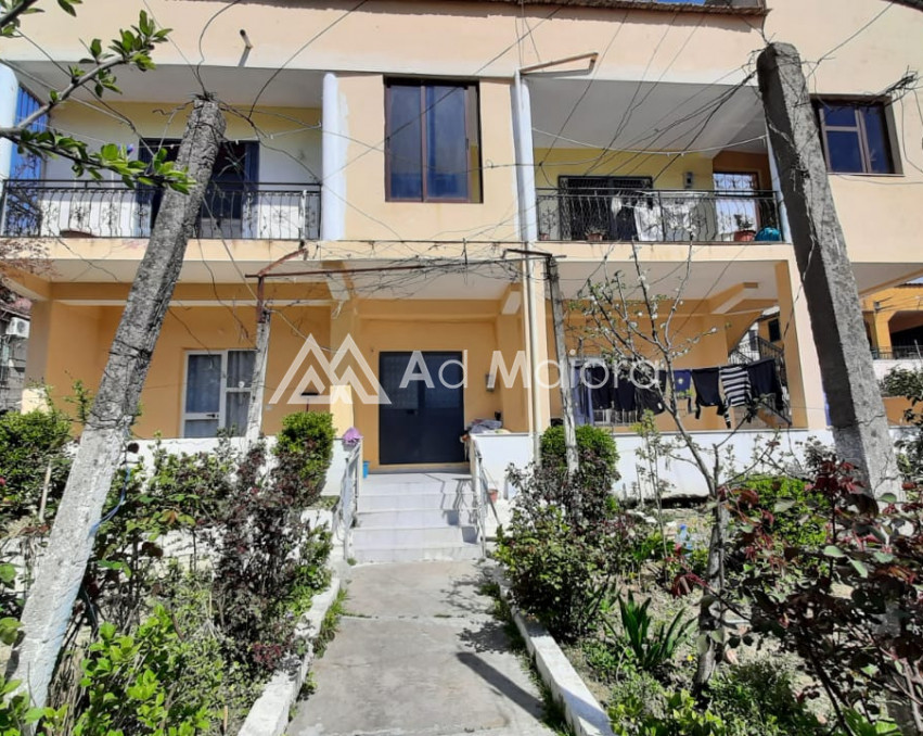 Shtepi private ne shitje