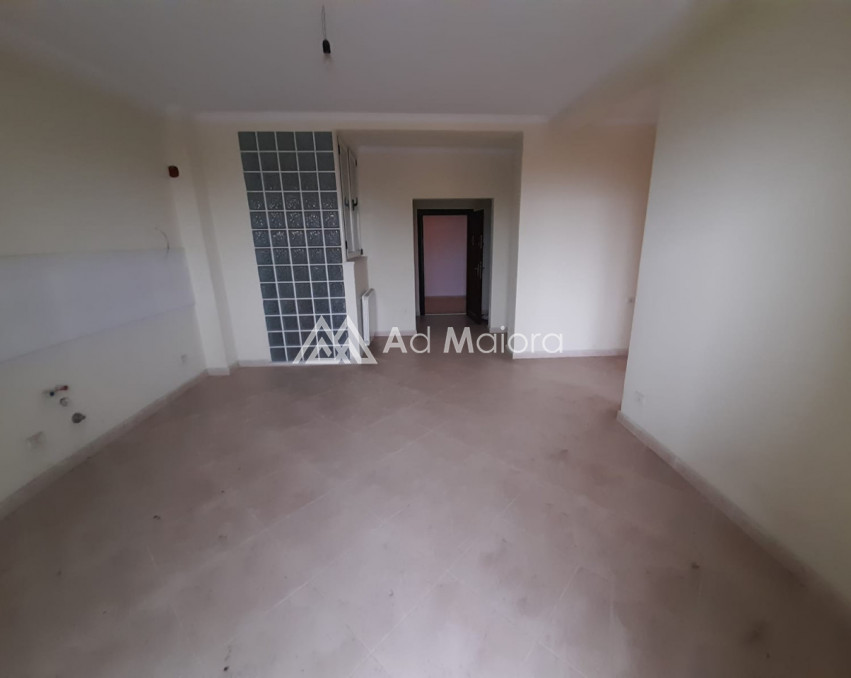 APARTAMENT NE SHITJE