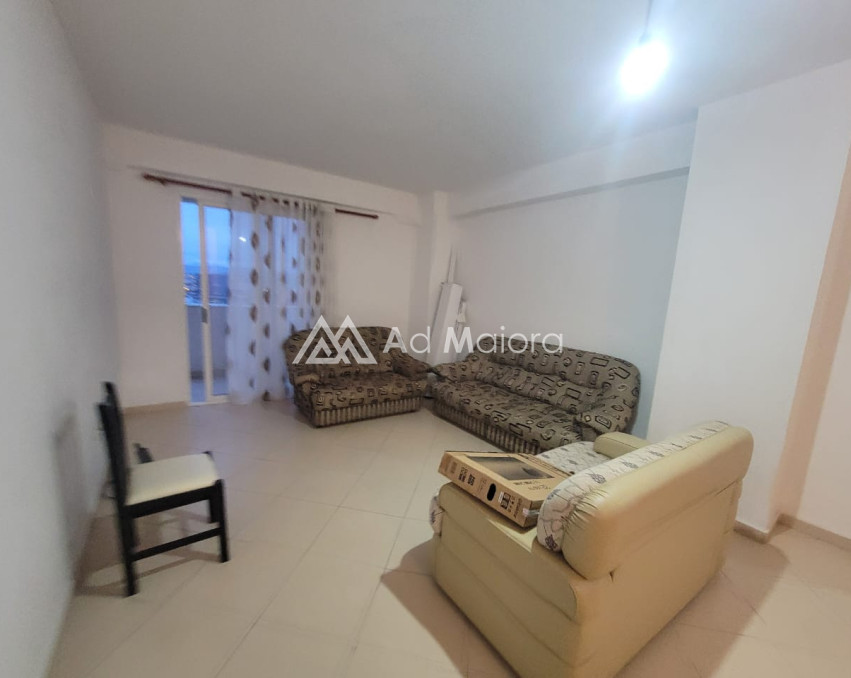 shitet apartament 1+1 900 metra nga spitali durres