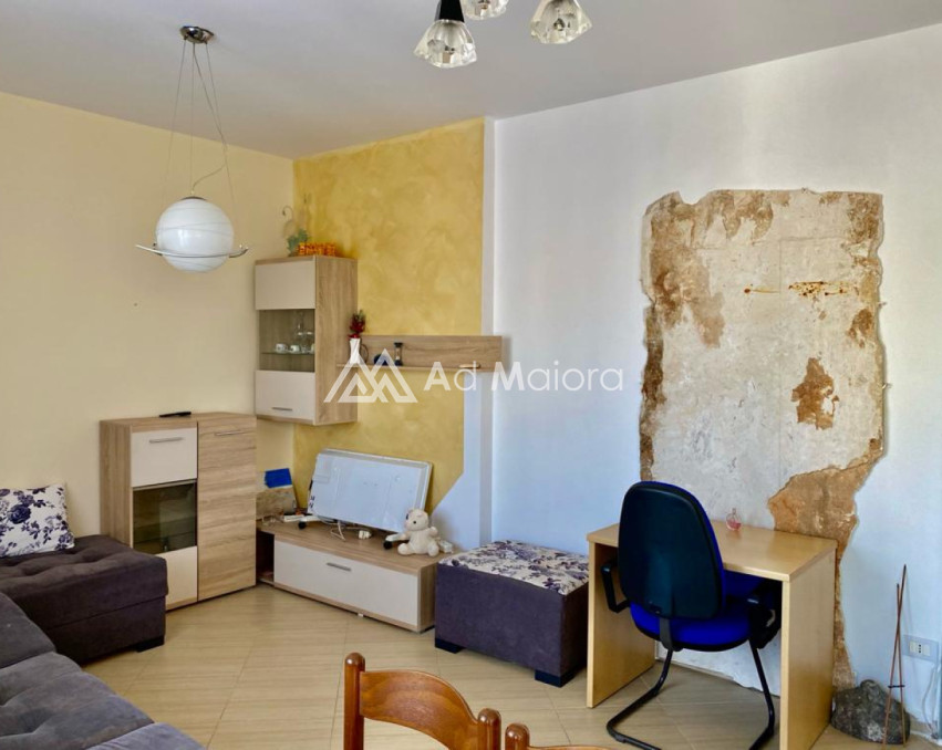 Apartament 2+1 ME QIRA