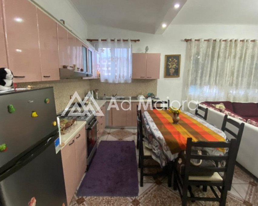 Apartament ne shitje