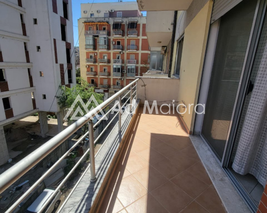 SHITET APARTAMENT 1+1 TE PROKURORIA E TIRANES