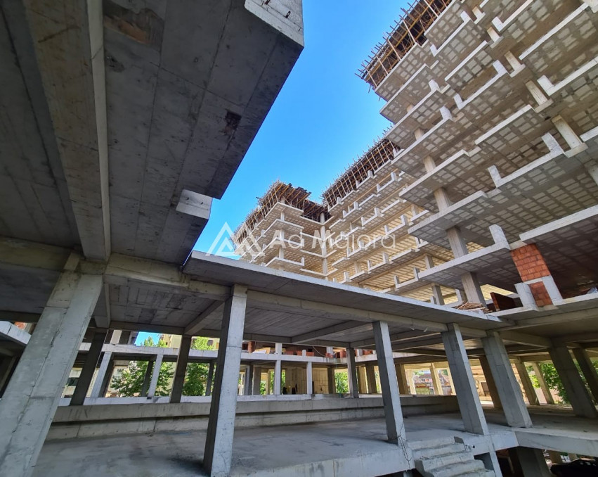 Apartament ne shitje