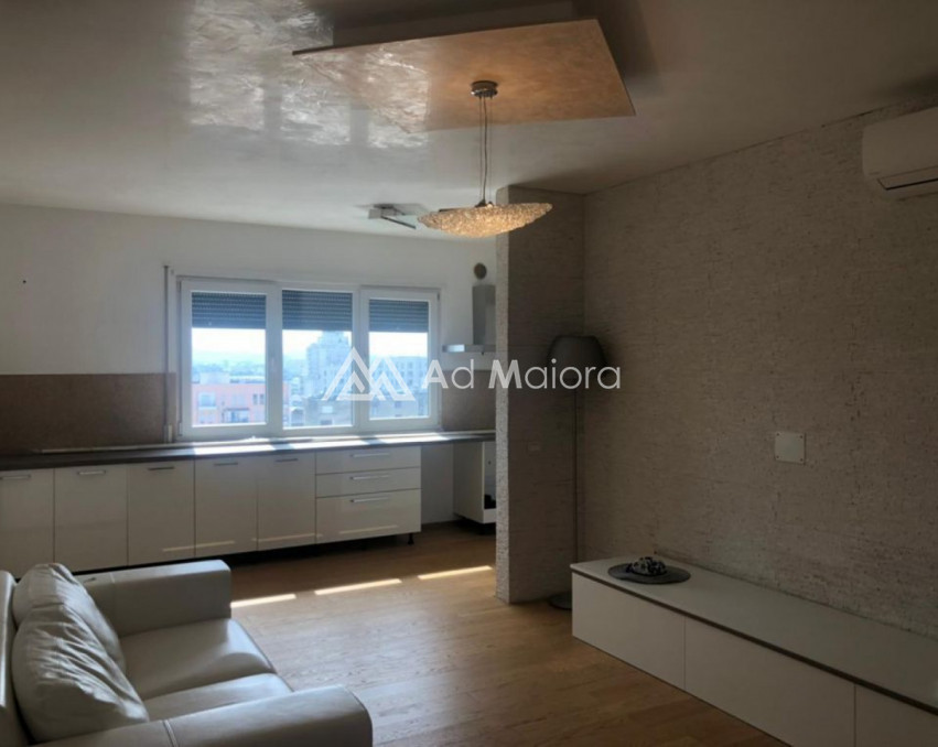 Apartament me Qira