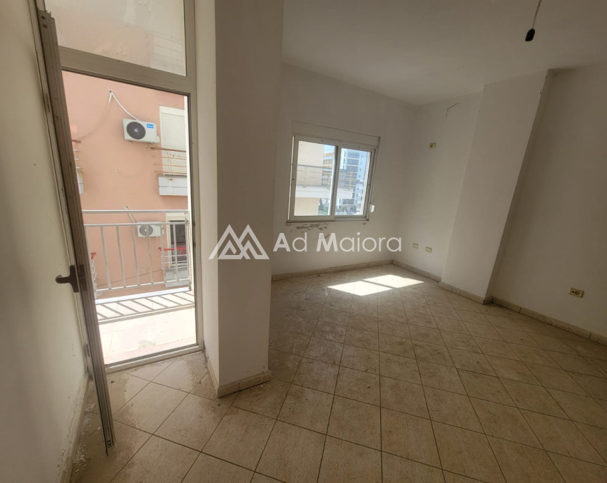 SHITET APARTAMENT 1+1 NE SHKEMBIN E KAVAJES