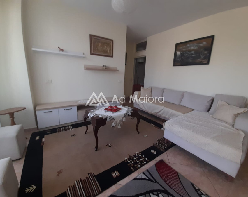 SHITET APARTAMET 1+1 I MOBILUAR