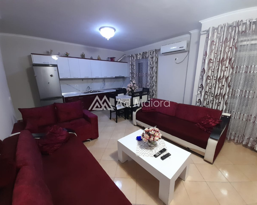 JEPET APARTAMENT ME QIRA 2+1 NE PLAZH