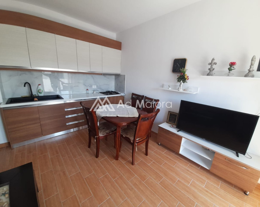 JEPET ME QIRA APARTAEMNT NE PLAZH 1+1