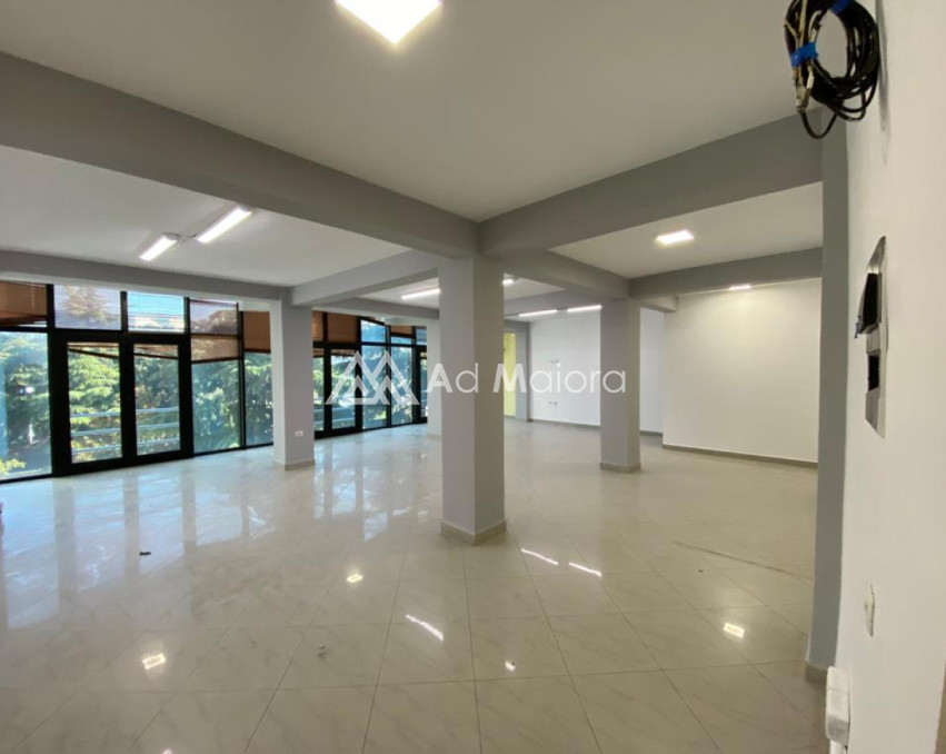 Jepet ambient biznesi me qira