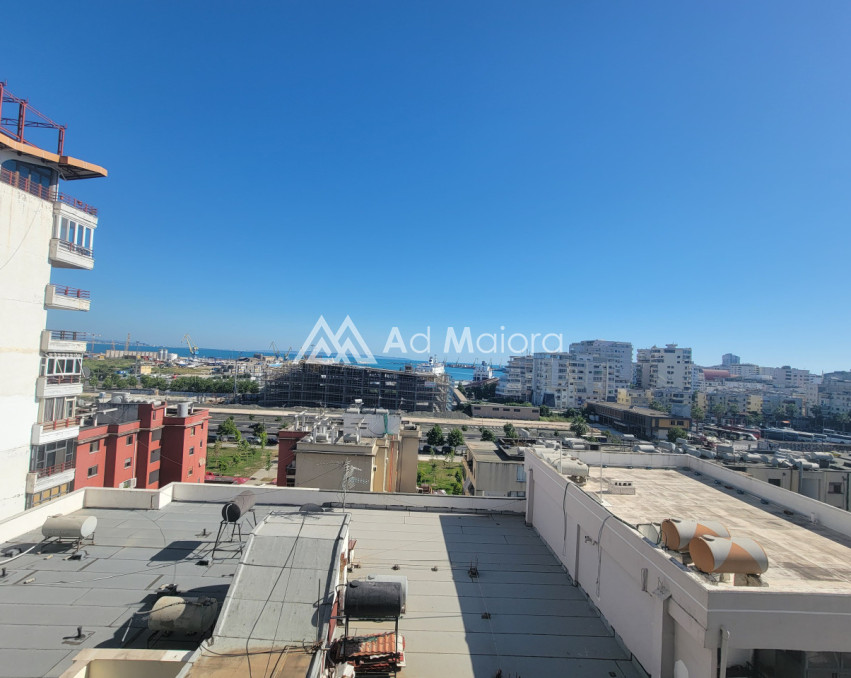 JEPET APARTAMENT ME QIRA 3+1 NE DURRES