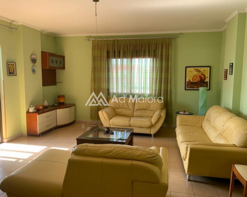 Apartament me Qira 2+1