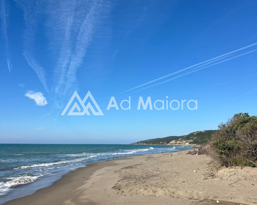 TOKË NË SPILLE – VIJA E PARË ME DETIN